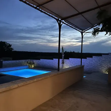 Magnifique Chloéline: Piscine Et Superbe Vue Pougnadoresse